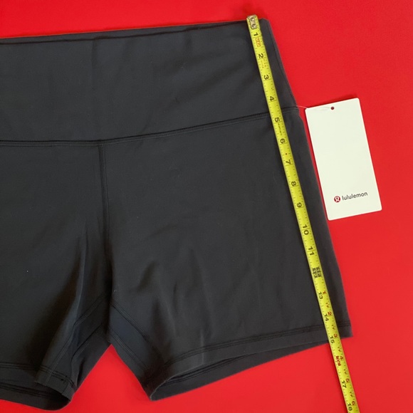 16 Hawaiian Aloha Lululemon Align HR Short black - Picture 4 of 10